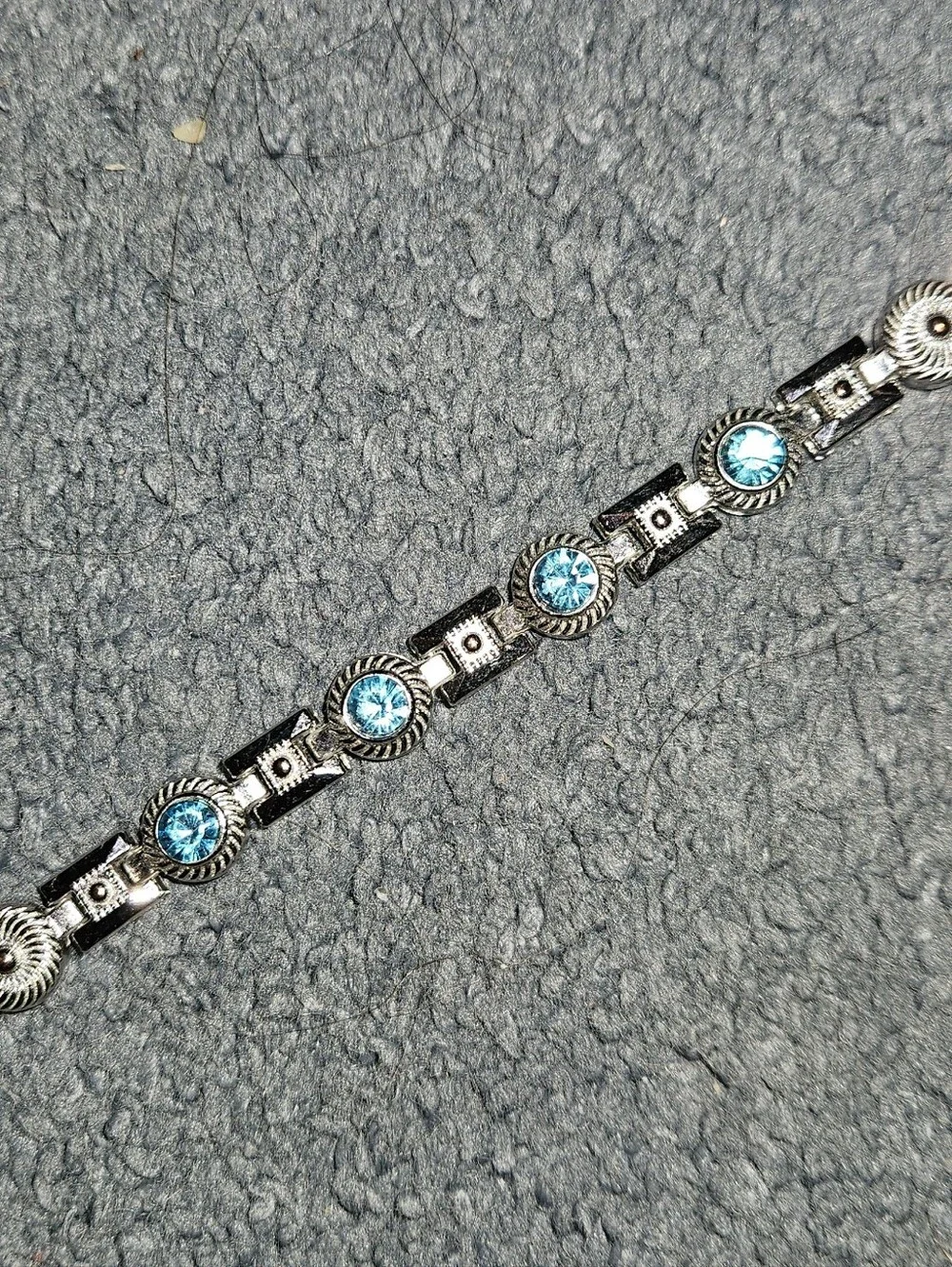 Vintage Silver Tone Scroll Link 7